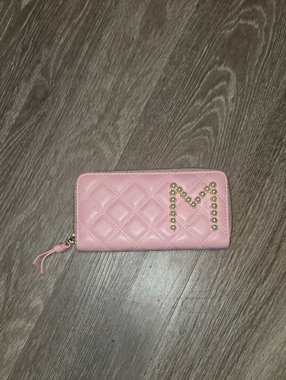 Zip Closure Pink And Pearl Wallet!! Large, Lots Of Storage, Like New